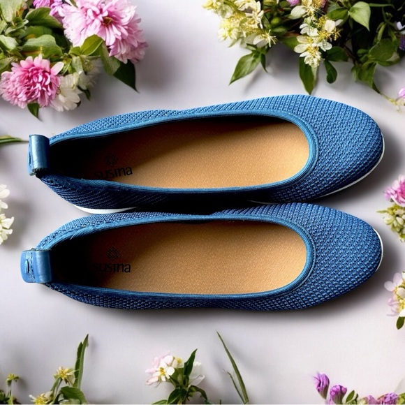 Preppy 🌸 Susina Wedge Slip-on Shoes Blue - Size 8B -Comfort Classic Summer Shoes - Picture 4 of 16